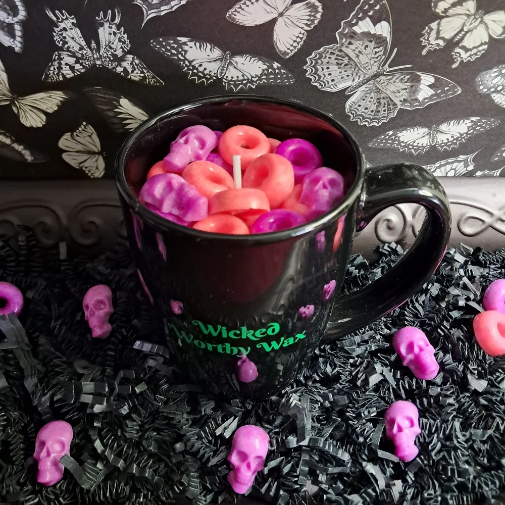 Hand Crafted, Wicked Worthy Wax Cereal Killer Candle Mug - Picture 4 of 4